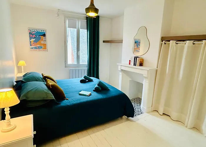 Holiday home Le Temps D'une Vague Maison De Pecheur Trouville-sur-Mer